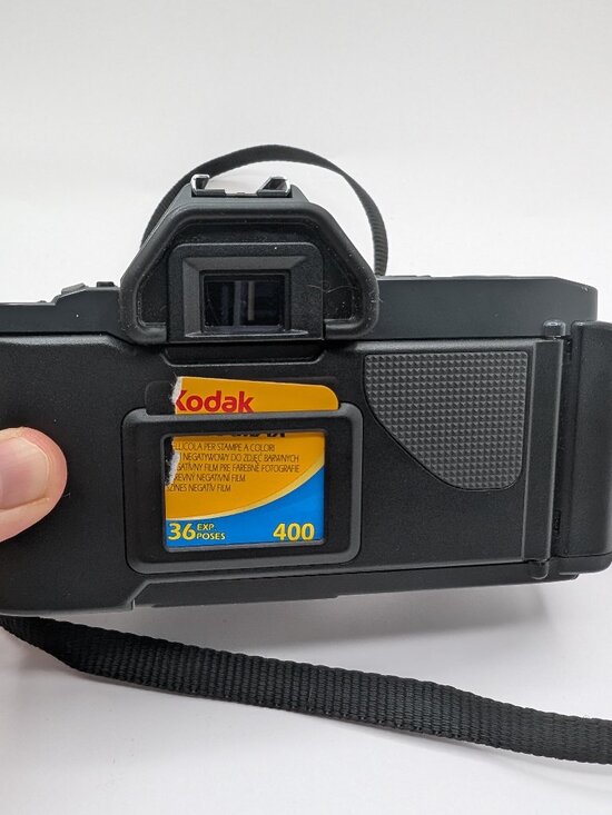 Canon T70 - 35mm SLR Camera With Canon Lens FD 50mm 1:1.8 - TESTED - Picture 4 of 8